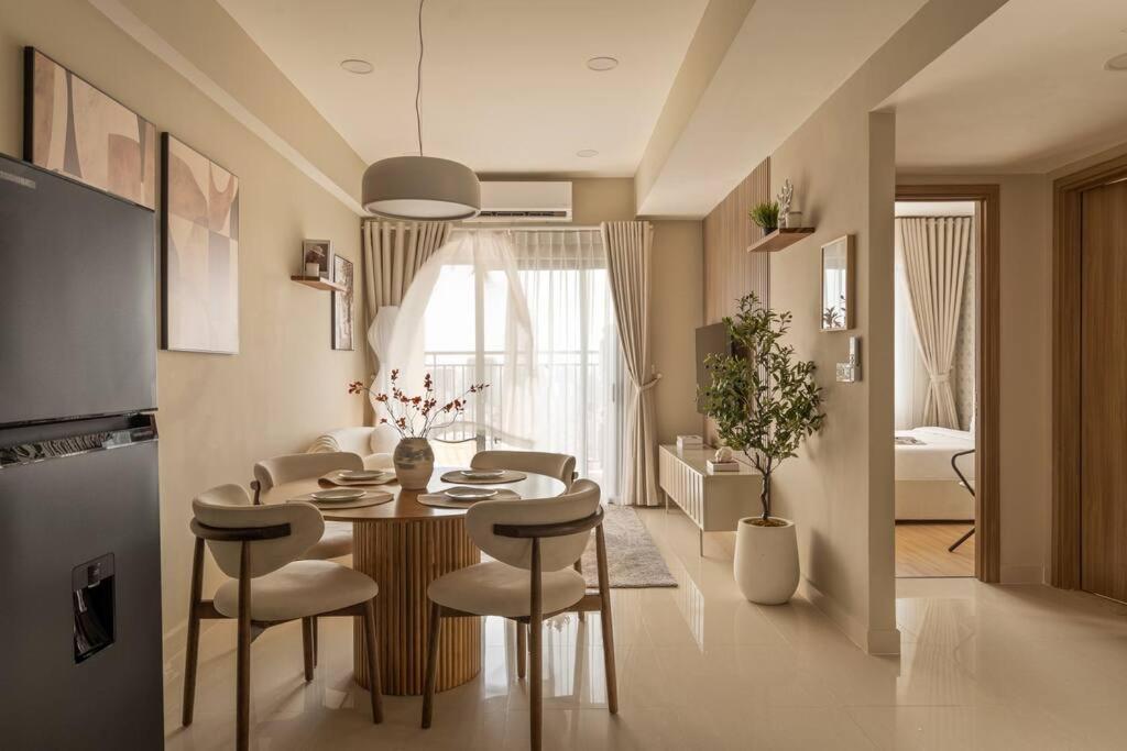 Majestic Minimalst * TP. Hồ Chí Minh